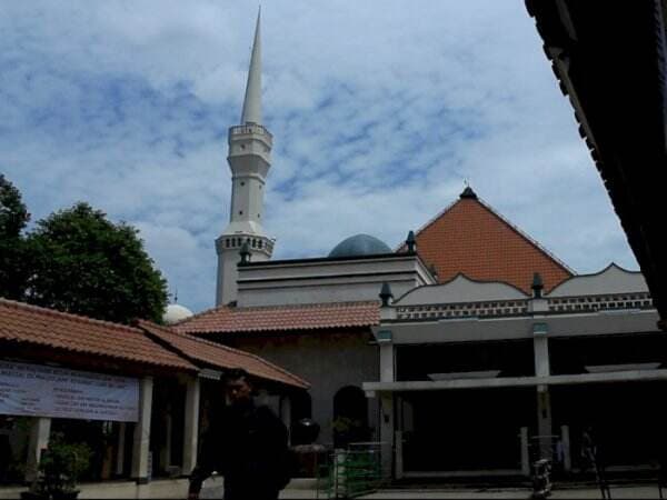 Sejarah Masjid Luar Batang, Misteri Hilangnya Jasad Habib Husein saat akan Dikuburkan