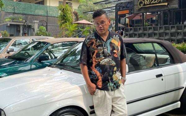 Uya Kuya Ngaku Diteror Medina Zein Minta DP Mobil: Gue Goblok Sih Uya Kuya Ngaku Diteror Medina Zein Minta DP Mobil: Gue Goblok Sih