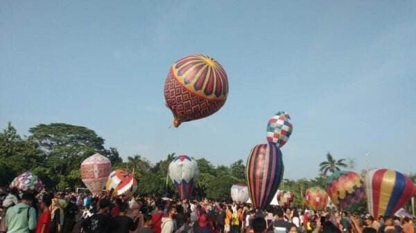 Festival Balon Udara Tambat 2022 Meriahkan Pariwisata Pekalongan di Libur Lebaran