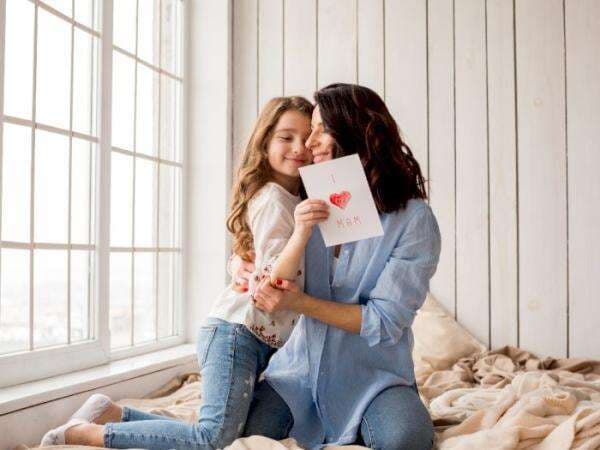 Diperingati Setiap Bulan Mei, Ini Beda Happy Mothers Day dan Hari Ibu di Indonesia Diperingati Setiap Bulan Mei, Ini Beda Happy Mothers Day dan Hari Ibu di Indonesia