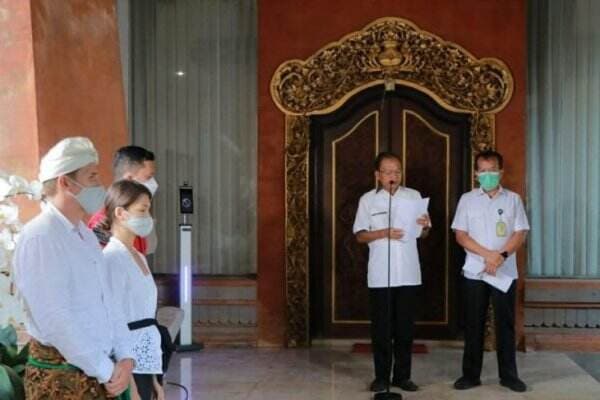 Telak! Media Asing Sindir Viral Cewek Bule Rusia Bugil di Bali