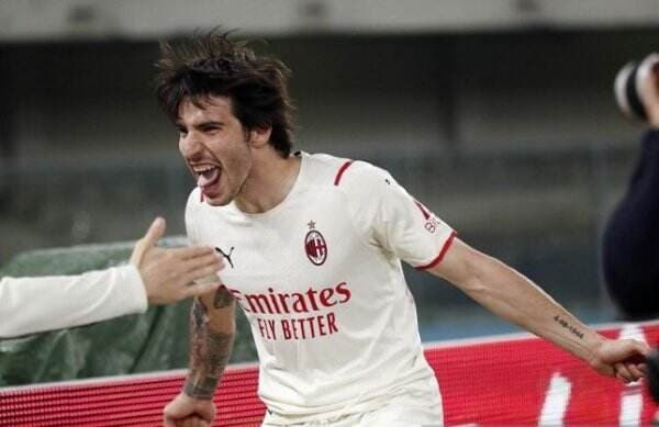 Sandro Tonali Antar AC Milan Kembali Puncaki Klasemen Liga Italia