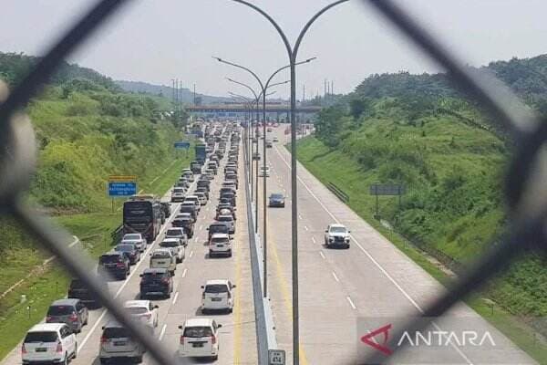 Sistem One Way Tol Semarang-Jakarta Ditiadakan Mulai Hari Ini