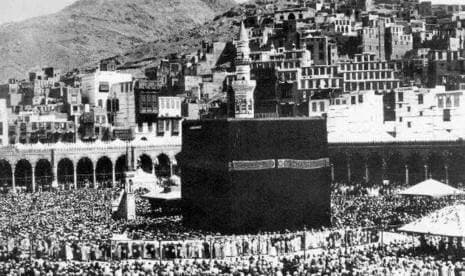 Penduduk dan Adat Istiadat di Makkah