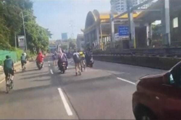 Langgar UU Lalu Lintas, Polisi Panggil Komunitas Sepatu Roda yang Meluncur di Tengah Jalan Gatot Soebroto