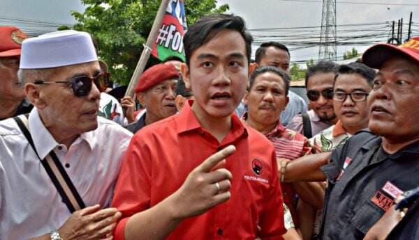 Anaknya Jokowi Jangan Kepedean Dulu! PDIP Disebut Tertarik Juga dengan Sosok Ini untuk Pilgub Jateng