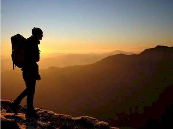 Tips Naik Gunung Ala Ramon Tungka, Perhatikan 3 Tips Penting Ini Tips Naik Gunung Ala Ramon Tungka, Perhatikan 3 Tips Penting Ini