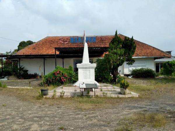 Tau Gak? Kota Depok Pernah Punya Presiden dan Istana Sendiri, Ini Buktinya! Tau Gak? Kota Depok Pernah Punya Presiden dan Istana Sendiri, Ini Buktinya!