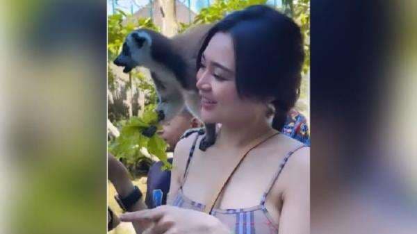 Wika Salim Sengaja Sensor Ketiak, Ada yang Gondrong Takut Viral Wika Salim Sengaja Sensor Ketiak, Ada yang Gondrong Takut Viral