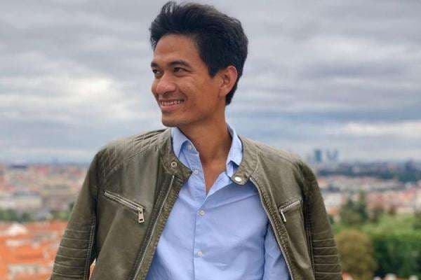 Viral Ragil Mahardika Gay, Menkopolhukam: LGBT Tidak Bisa Dihukum Karena... Viral Ragil Mahardika Gay, Menkopolhukam: LGBT Tidak Bisa Dihukum Karena...