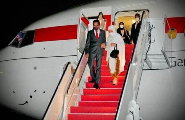 Natalius Pigai: Di Amerika, Jokowi Hanya Dianggap Sebagai Menteri yang Lagi Wisata