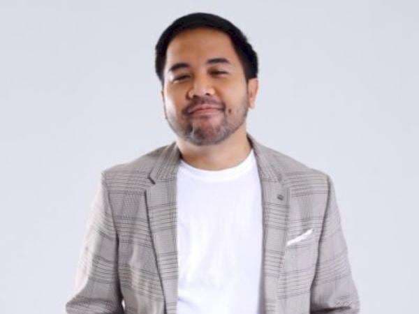 Hanya Ingin Dikonsumsi sebagai Komedian, Adriano Qalbi Ogah Komentari Kontroversi Pendemo Hanya Ingin Dikonsumsi sebagai Komedian, Adriano Qalbi Ogah Komentari Kontroversi Pendemo