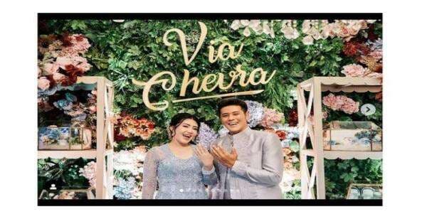 Profil Biodata Chevra Yolandi, Tunangan Via Vallen Vokalis Band Berwajah Tampan Profil Biodata Chevra Yolandi, Tunangan Via Vallen Vokalis Band Berwajah Tampan