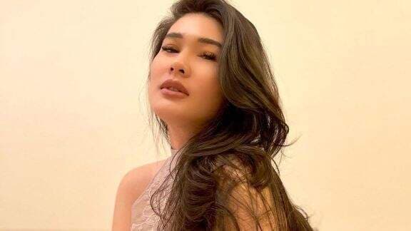 Sebut Rumah Tangganya Banyak Pelakor, Stevie Agnecya Justru Beri Respon Santai: Untung Semua Aset... Sebut Rumah Tangganya Banyak Pelakor, Stevie Agnecya Justru Beri Respon Santai: Untung Semua Aset...