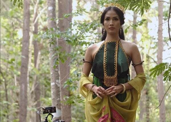Perankan Hantu di Film KKN di Desa Penari, Intip 5 Potret Cantiknya Aulia Sarah