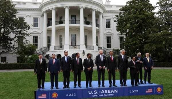 Jokowi Duduk Bareng, Makan Bareng dengan Presiden AS Joe Biden