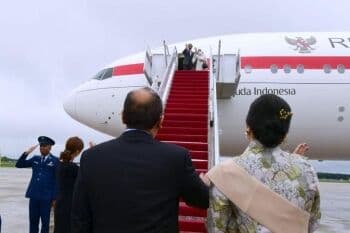 Sebelum Pulang ke Indonesia, Jokowi Singgah di Abu Dhabi Sampaikan Duka Cita Atas Wafatnya Presiden UEA
