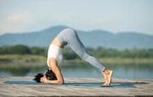 5 Gerakan Yoga untuk Maksimalkan Hubungan Intim