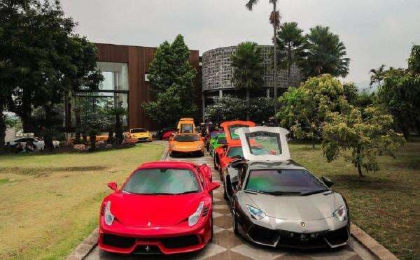 Indah dan Mewahnya Melvin Hill Milik Crazy Rich Surabaya Indah dan Mewahnya Melvin Hill Milik Crazy Rich Surabaya