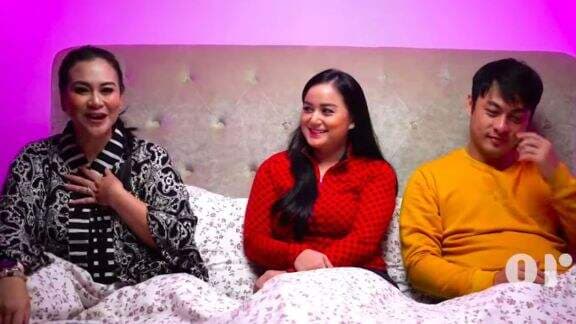 Nikahi Sahabat Sang Ibunda, Juwita Bahar Blak-blakan Bongkar Aksi Ranjang Suami: Main Lidah... Nikahi Sahabat Sang Ibunda, Juwita Bahar Blak-blakan Bongkar Aksi Ranjang Suami: Main Lidah...