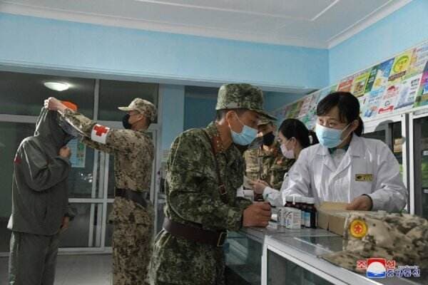 Tak Ada Vaksin, Korea Utara Andalkan Antibiotik untuk Lawan Covid-19
