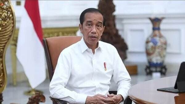 Jokowi Izinkan Masyarakat Tak Pakai Masker di Ruang Terbuka