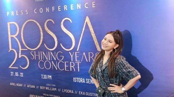 Menandai 25 Tahun Berkarya, Rossa Bakal Gelar Konser Solo Terbesar Menandai 25 Tahun Berkarya, Rossa Bakal Gelar Konser Solo Terbesar