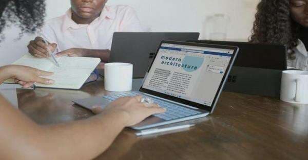 Cara Menghapus Halaman Kosong di Word Cara Menghapus Halaman Kosong di Word