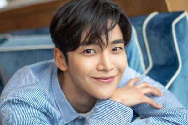 10 Biodata Pemain Drama Tomorrow, Dibintangi Kim Hee Sun hingga Rowoon SF9 10 Biodata Pemain Drama Tomorrow, Dibintangi Kim Hee Sun hingga Rowoon SF9