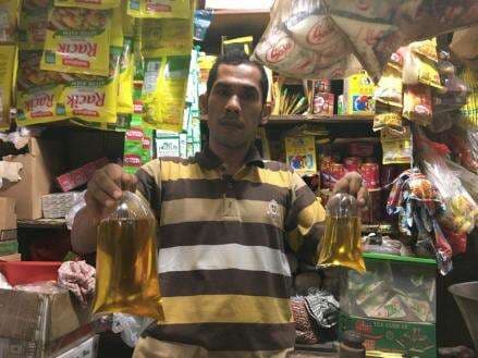 Pak Jokowi, Harga Minyak Goreng Curah di Jakarta Masih Tinggi