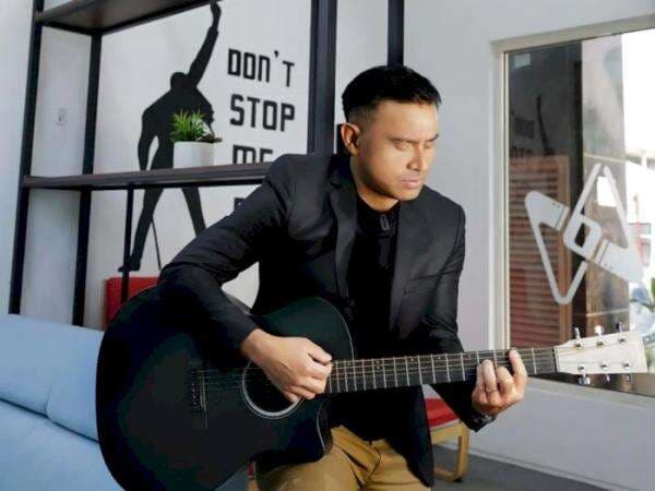2 Chord Gitar 'Putus atau Terus' Judika, Dari yang Sulit hingga Mudah! 2 Chord Gitar 'Putus atau Terus' Judika, Dari yang Sulit hingga Mudah!