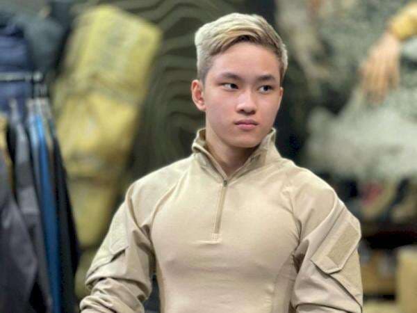 Bakal Masuk Islam Bulan Ini, 5 Gaya Ganteng Azka Corbuzier Bikin Cewek Berdebar-debar Bakal Masuk Islam Bulan Ini, 5 Gaya Ganteng Azka Corbuzier Bikin Cewek Berdebar-debar