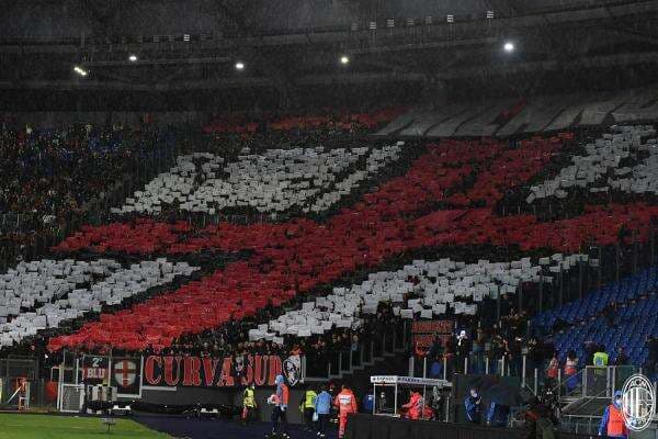 AC Milan Gagal di Liga Champions, Oki Rengga: Enggak Siap Mental AC Milan Gagal di Liga Champions, Oki Rengga: Enggak Siap Mental