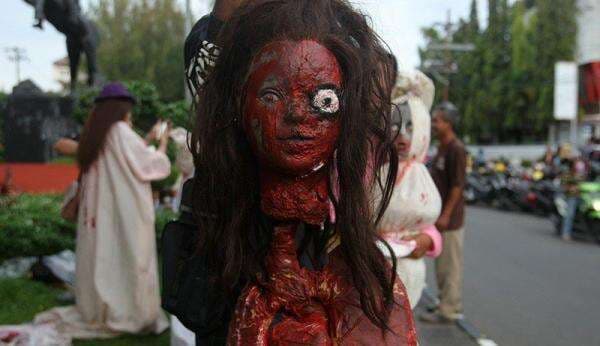 Seram, Rumah Hantu Sandekala di Bandung, Sensasi Berinteraksi dengan Mahluk Astral Seram, Rumah Hantu Sandekala di Bandung, Sensasi Berinteraksi dengan Mahluk Astral