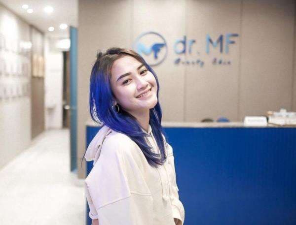 Bidadari Cantik Sidoarjo, Goyangannya Bikin Jatuh Hati Bidadari Cantik Sidoarjo, Goyangannya Bikin Jatuh Hati