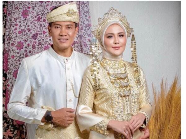 Potret Juliana Moechtar dan Calon Suami saat Prewedding, Serasi Pakai Baju Adat Sumatera