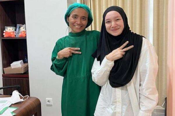 Indri Giana Sempat Down saat Jalani Program Bayi Tabung, Istri Ustadz Riza Muhammad yang Ingin Punya Anak Kembar Indri Giana Sempat Down saat Jalani Program Bayi Tabung, Istri Ustadz Riza Muhammad yang Ingin Punya Anak Kembar