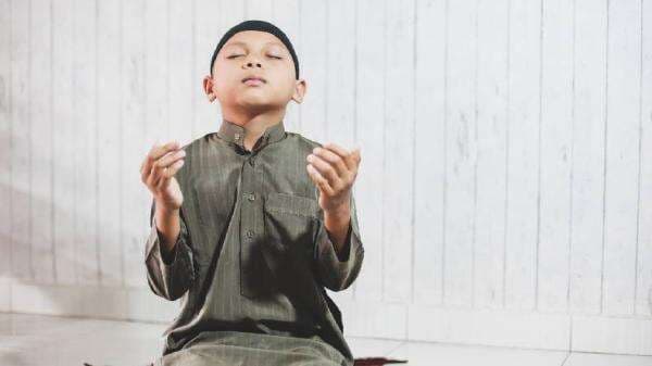 Doa Setelah Sholat Kafarat, Lengkap dengan Teks Bahasa Arab, Latin, dan Artinya Doa Setelah Sholat Kafarat, Lengkap dengan Teks Bahasa Arab, Latin, dan Artinya