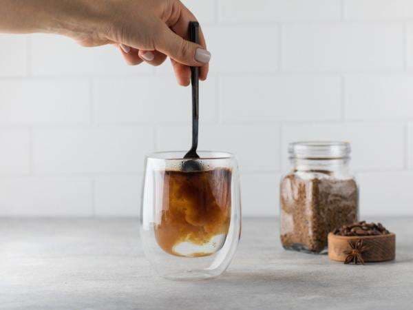 Mengenal Kopi Decaf, Alternatif Buat Kamu yang Enggak Bisa Minum Kafein Mengenal Kopi Decaf, Alternatif Buat Kamu yang Enggak Bisa Minum Kafein