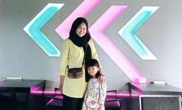 Siti Meta Arianti, Usaha Ketam Mak Biah Omsetnya Puluhan Juta Siti Meta Arianti, Usaha Ketam Mak Biah Omsetnya Puluhan Juta