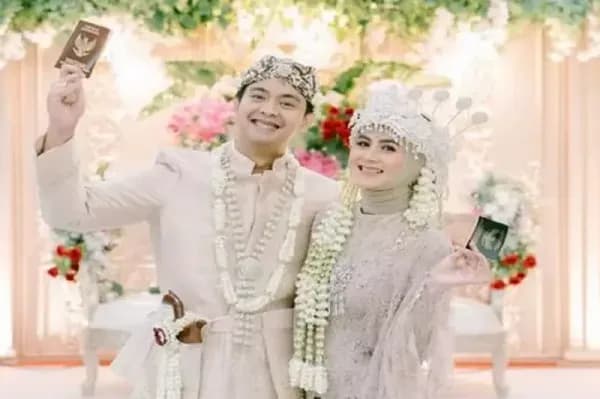 Mantan Glenca Chysara, Adi Sastro Resmi Menikah, Netizen: Semoga Samawa! Mantan Glenca Chysara, Adi Sastro Resmi Menikah, Netizen: Semoga Samawa!