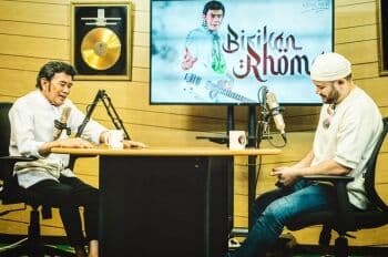 Ngaku Salah, Ridho Nangis di Depan Rhoma Irama Ngaku Salah, Ridho Nangis di Depan Rhoma Irama