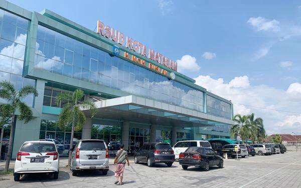 Mulai 1 Juni 2022, Seluruh Warga Ber-KTP Mataram Bisa Berobat Gratis Mulai 1 Juni 2022, Seluruh Warga Ber-KTP Mataram Bisa Berobat Gratis