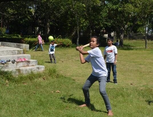 Jumlah Pemain dan Lama Permainan Bola Kasti Jumlah Pemain dan Lama Permainan Bola Kasti