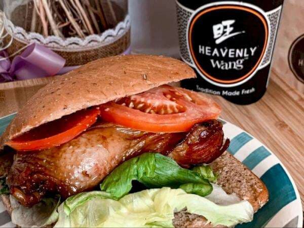 Enggak Perlu Jauh-Jauh Nikmati Sajian Kopitiam dari Singapura, Sekarang Ada di Indonesia Enggak Perlu Jauh-Jauh Nikmati Sajian Kopitiam dari Singapura, Sekarang Ada di Indonesia