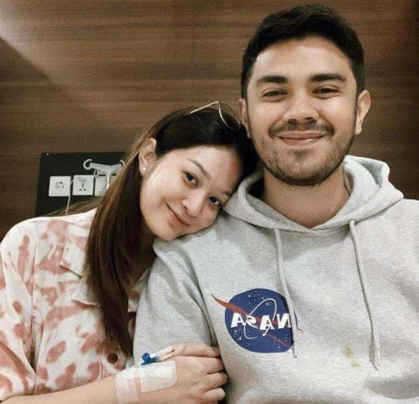 Faradilla Yoshi Ungkap Perjuangan saat Melahirkan: Alami Kontraksi 29 Jam dan 6 Kali Mengejan Faradilla Yoshi Ungkap Perjuangan saat Melahirkan: Alami Kontraksi 29 Jam dan 6 Kali Mengejan