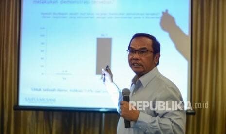 Saiful Mujani: Pemilih Jokowi Lebih Pilih Ganjar daripada Prabowo