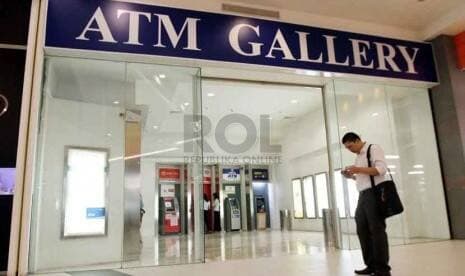 Warga AS Kagum Lihat Fitur Layanan ATM di Indonesia