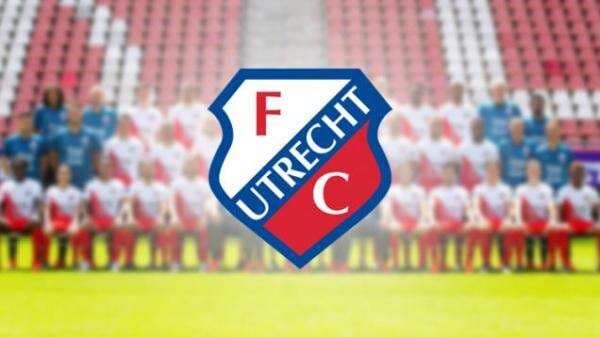 Cetak Gol Dramatis, Kiper Keturunan Indonesia Bawa FC Utrecht Juara Gebuk Ajax! Cetak Gol Dramatis, Kiper Keturunan Indonesia Bawa FC Utrecht Juara Gebuk Ajax!