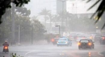 BMKG: Waspada Hujan Disertai Petir dan Angin Kencang di Jakarta pada Sore Hari
